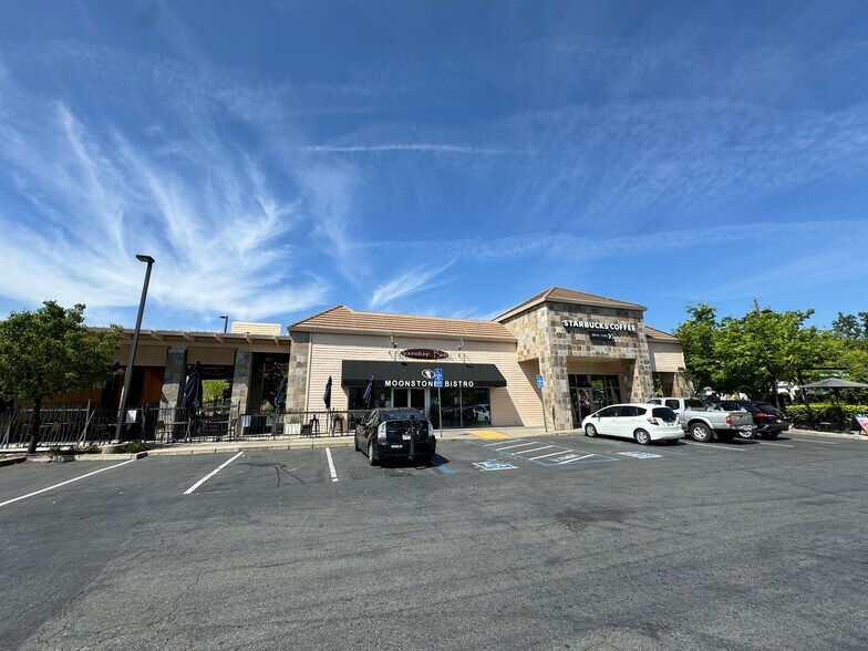 More Photos Of 3315-3395 Placer St, Redding Unknown For Lease