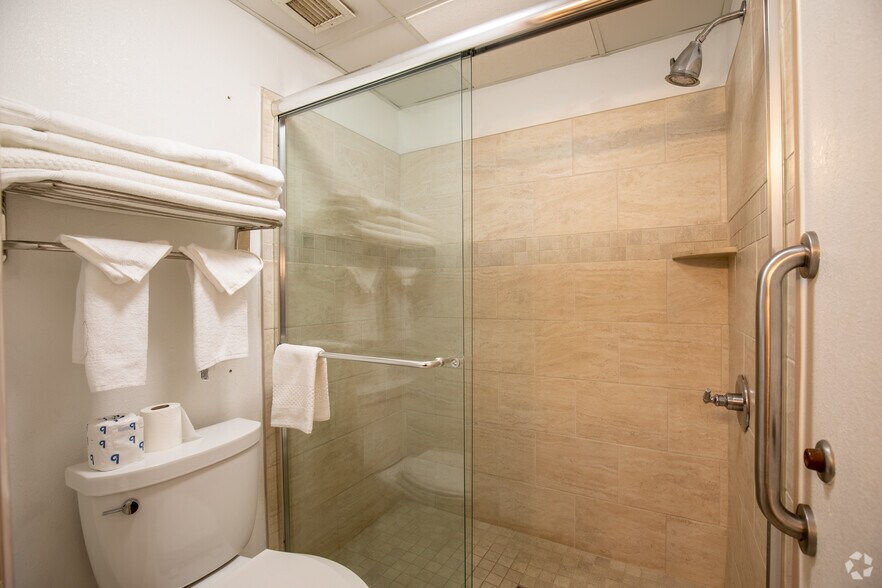 More Photos Of 4716 New Bern Ave, Raleigh Hotel For Sale