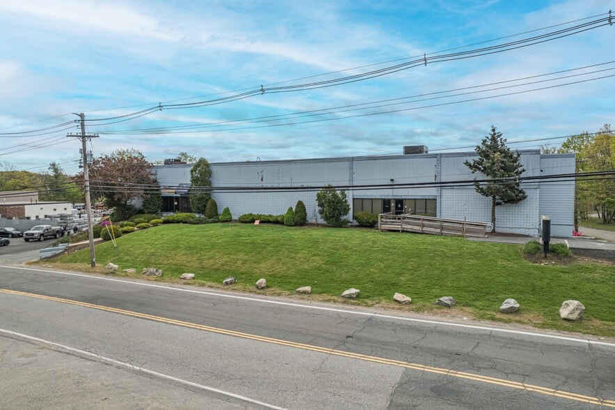 More Photos Of 66 Concord St, North Reading Light Distribution For Lease