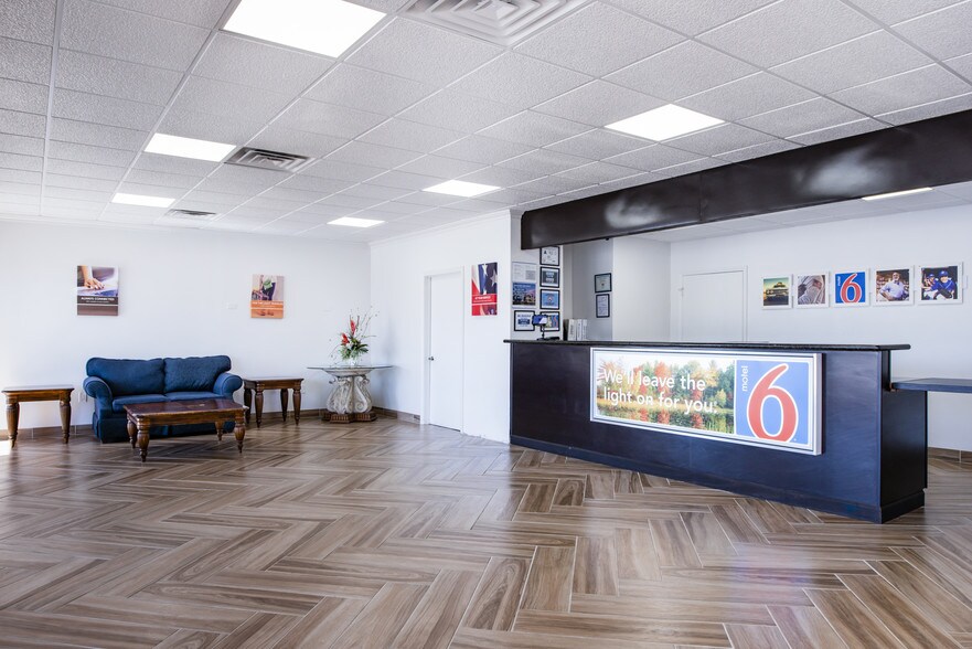 More Photos Of 603 N Marine Blvd, Jacksonville Hotel For Sale