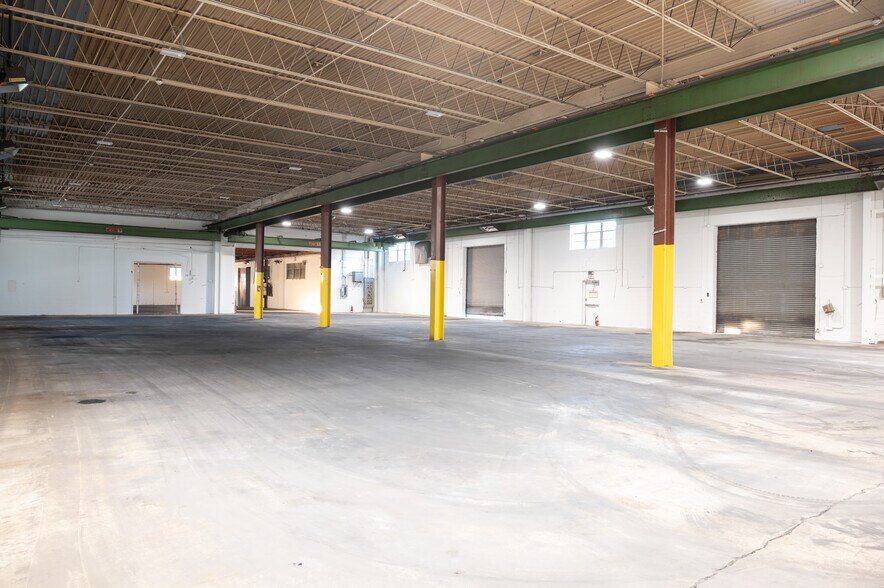 More Photos Of 1000-1002 Ashland Ave, Folcroft Warehouse For Lease
