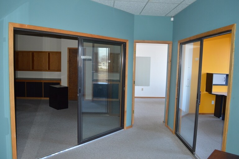 More Photos Of 2805 E 6th Ave, Stillwater Manufacturing For Sale