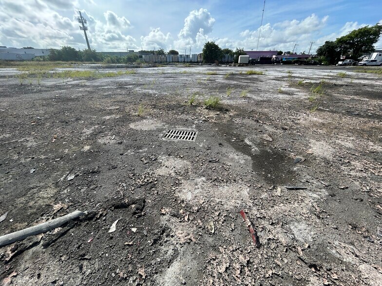 More Photos Of 7225 NW 84th Ave, Medley Land For Sale