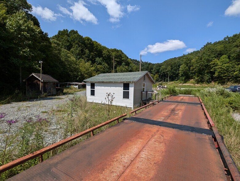 More Photos Of 405 Checks Rd, Summersville Land For Sale