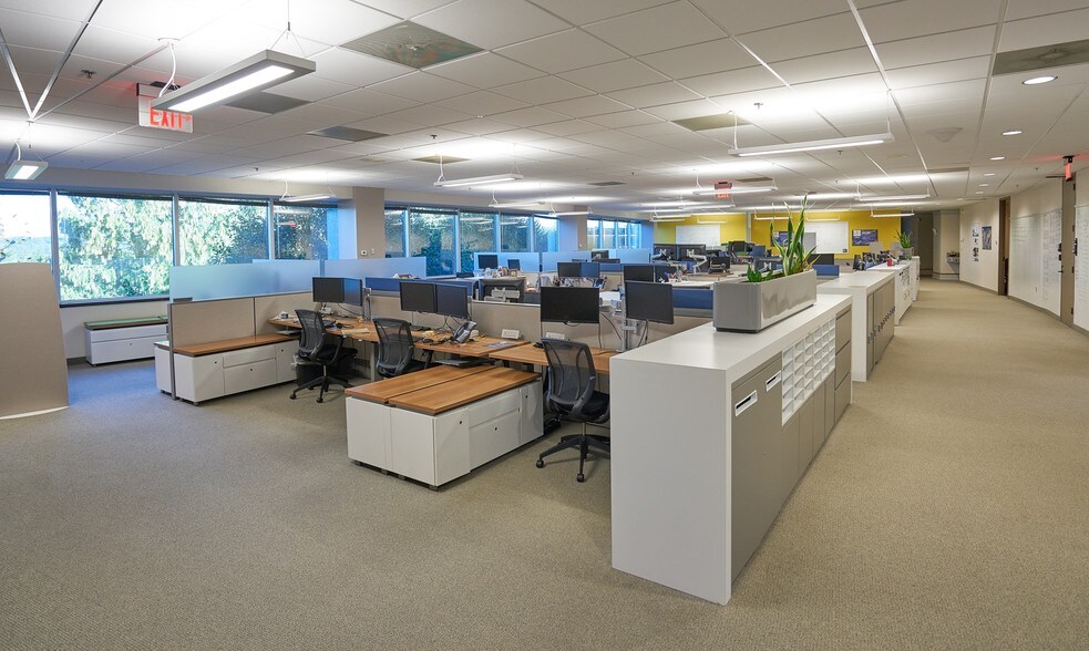 More Photos Of 2751 Centerville Rd, Wilmington Office For Lease