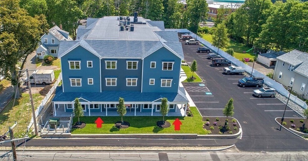 More Photos Of 181 S Franklin St, Holbrook Office For Sale