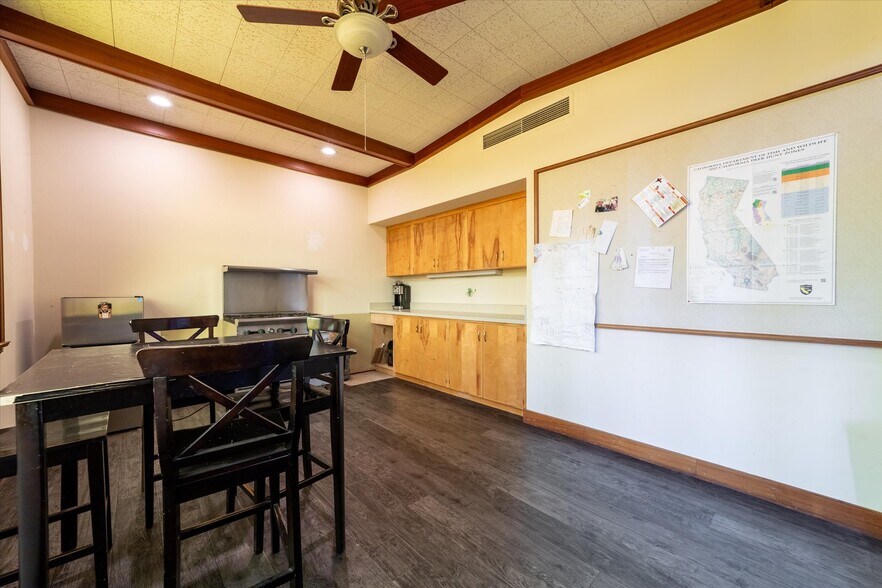 More Photos Of 1039 H St, Eureka Religious Facility For Sale