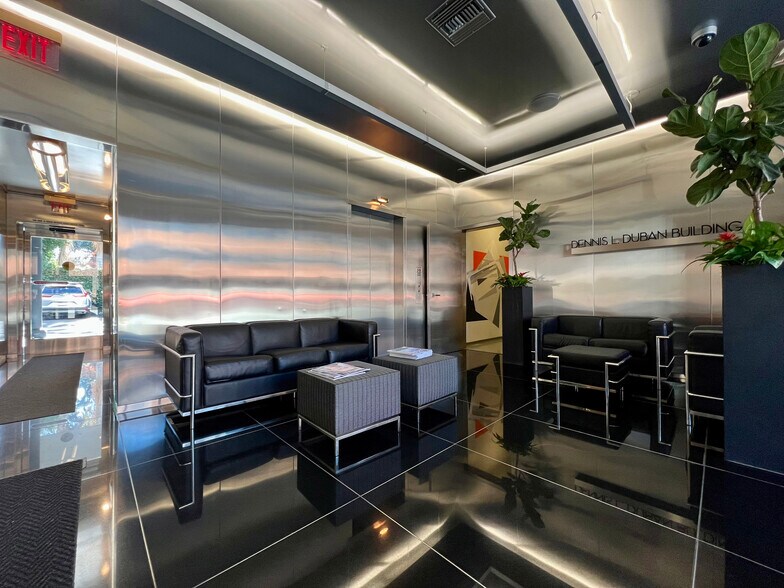 More Photos Of 4250 Wilshire Blvd, Los Angeles Office For Lease