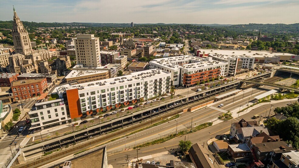 More Photos Of 6015-6217 Spirit St, Pittsburgh Storefront For Lease