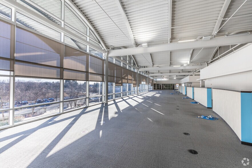 More Photos Of 108 Leigus Rd, Wallingford Office For Lease