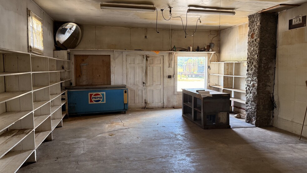 More Photos Of 41 Upper Shut In Rd, Hot Spgs, Hot Springs Freestanding For Sale