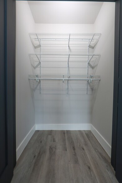 More Photos Of 3565 Kensington Ave, Philadelphia Storefront Retail Residential For Sale