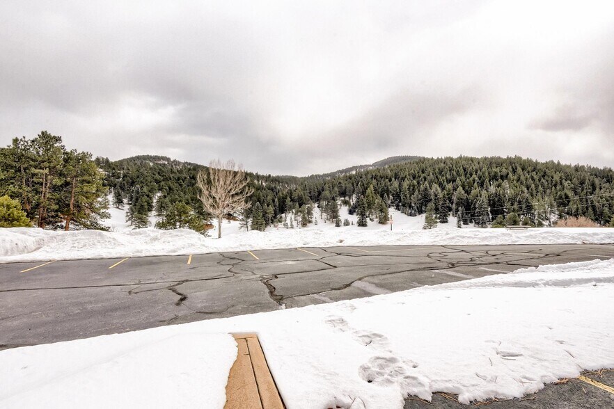 More Photos Of 19316 Goddard Ranch Ct, Morrison Office For Lease