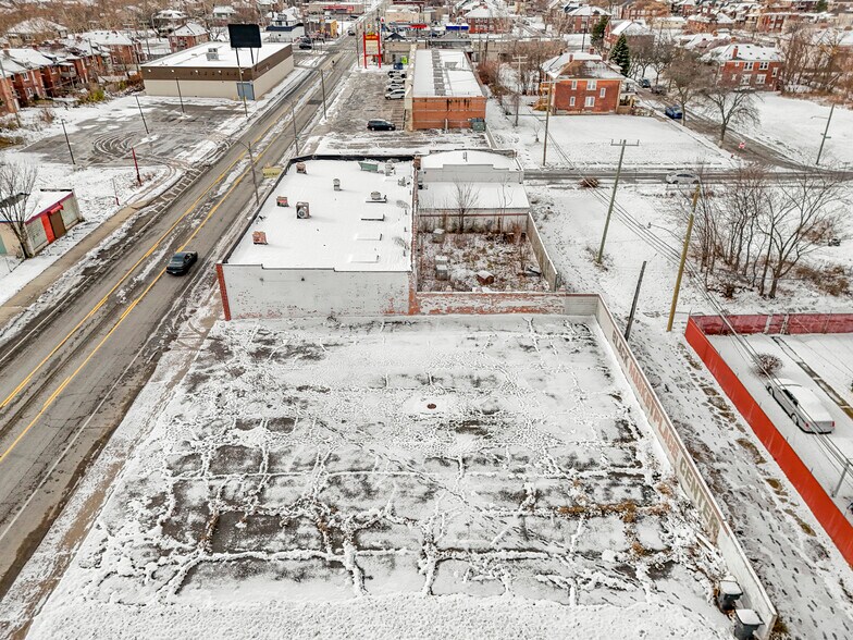 More Photos Of 3328 Joy Rd, Detroit General Retail For Sale