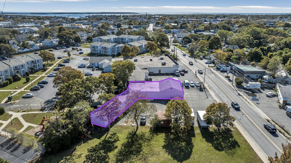 Primary Photo Of 210 Barnstable Rd, Hyannis Storefront For Lease