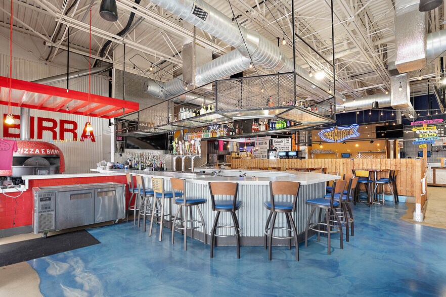 More Photos Of 12849 Ocean Gtwy, Ocean City Restaurant For Sale