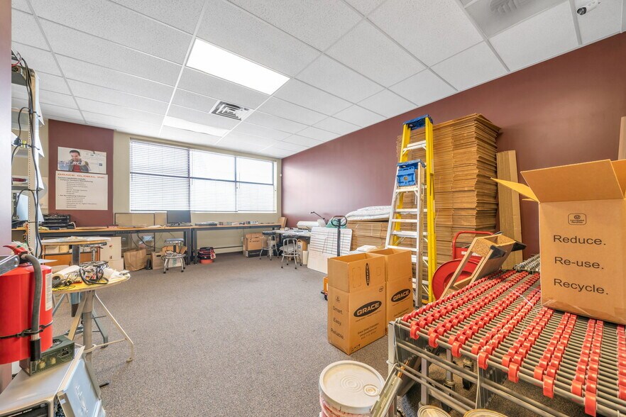 More Photos Of 1345 S Main St, Salt Lake City Freestanding For Lease