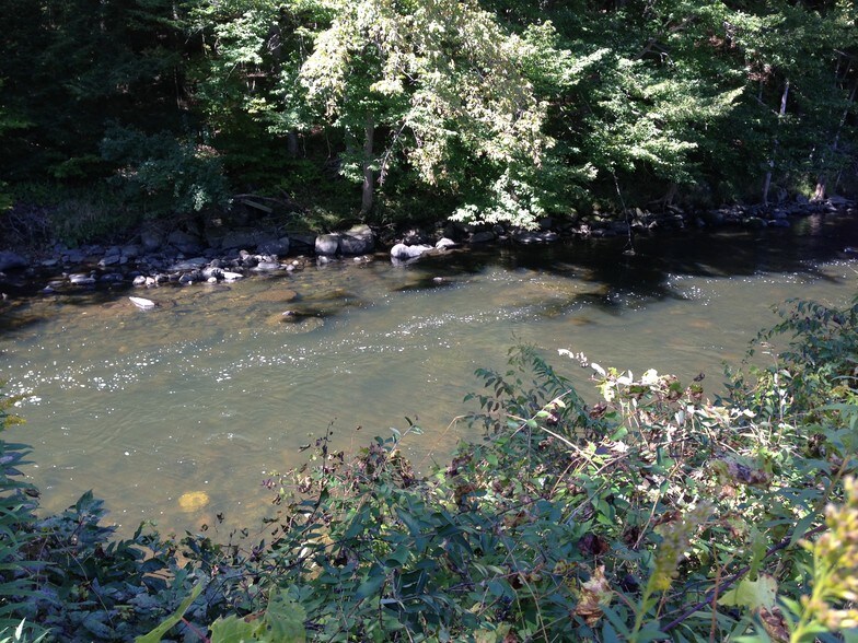 More Photos Of 157 Columbia St, Lee Warehouse For Sale