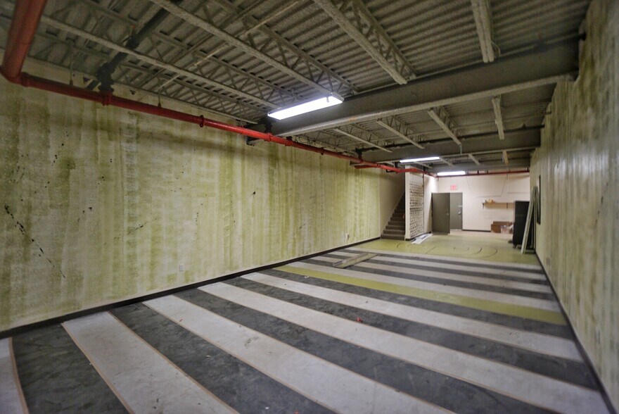 More Photos Of 4916 Arthur Kill Rd, Staten Island Storefront Retail Office For Lease