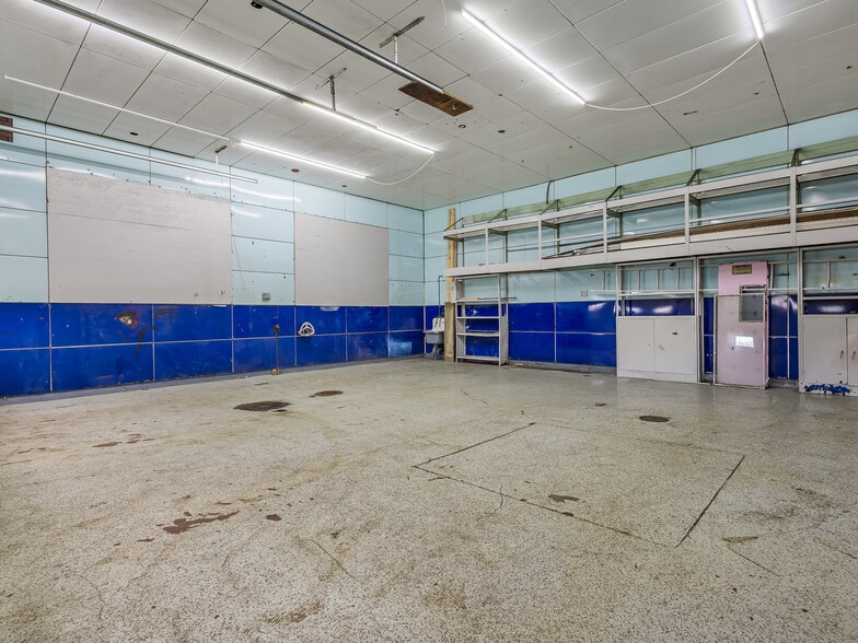 More Photos Of 1102 E State Blvd, Fort Wayne Serviced Offices For Sale