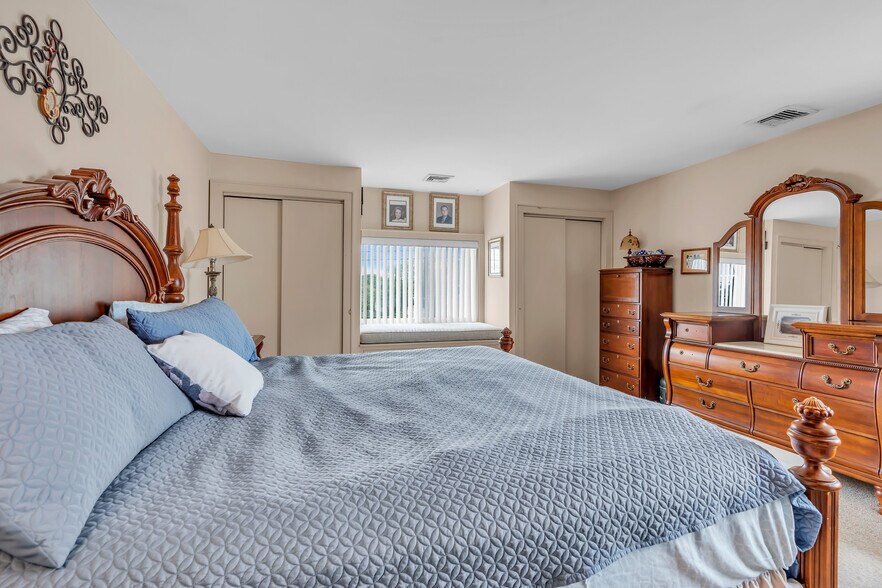 More Photos Of 1008 Ocean Ave, Point Pleasant Beach Hotel For Sale