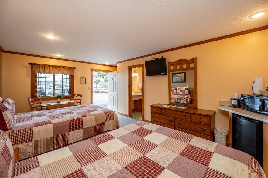 More Photos Of 17848 Garrett Hwy, Oakland Apartments For Sale