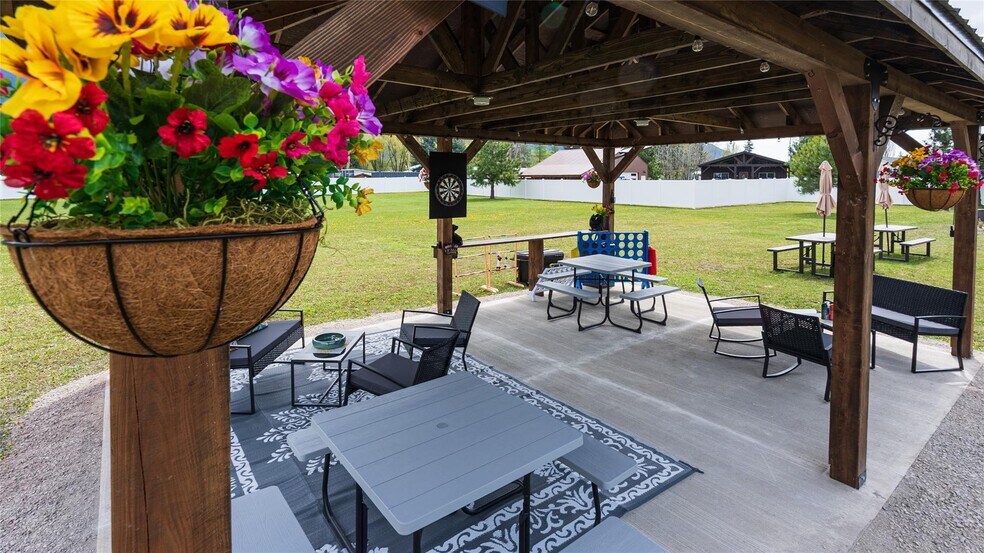 More Photos Of 1040 Roost Way, Columbia Falls Specialty For Sale