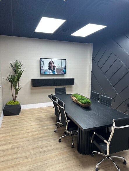 More Photos Of 43000 W 9 Mile Rd, Novi Coworking Space