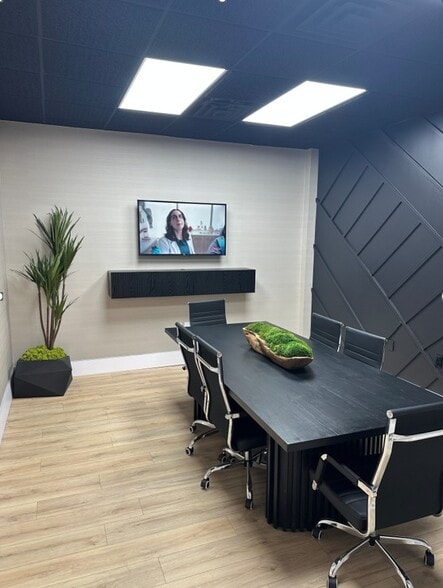 More Photos Of 43000 W 9 Mile Rd, Novi Coworking Space