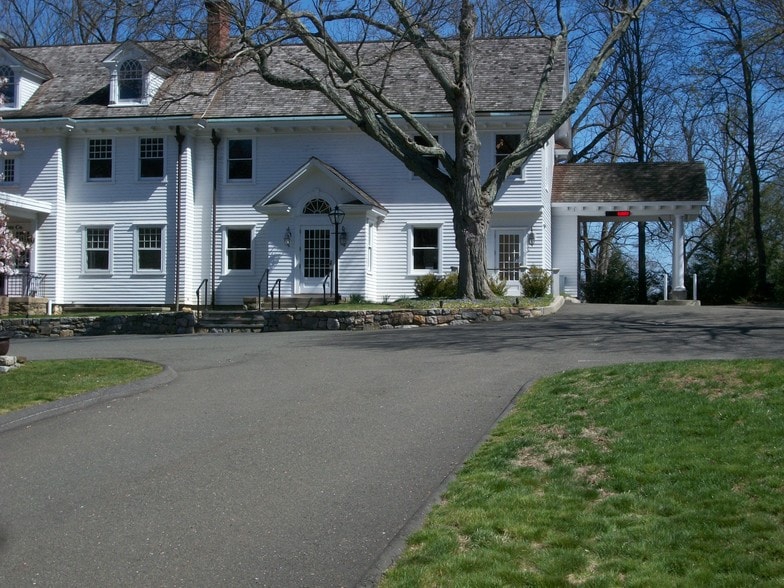 More Photos Of 215 Post Rd W, Westport Medical For Sale