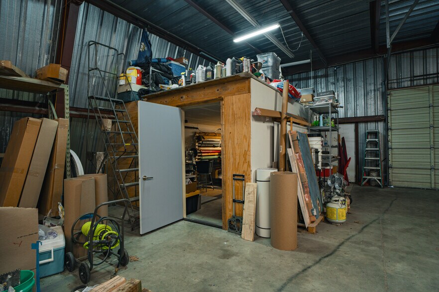 More Photos Of 419 W Kearney St, Springfield Freestanding For Sale