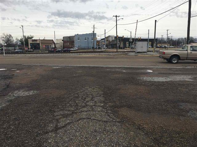 More Photos Of 1014 N Main St, Milan Auto Repair For Sale