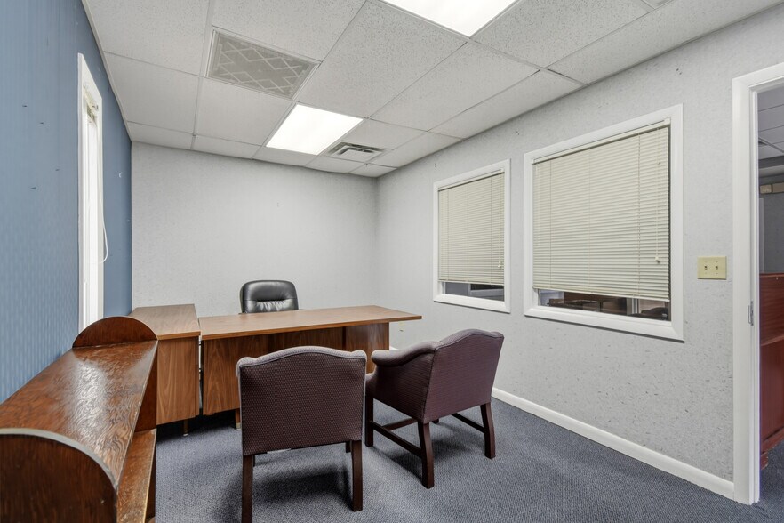 More Photos Of 1840 Dunn Ave, Jacksonville Medical For Lease