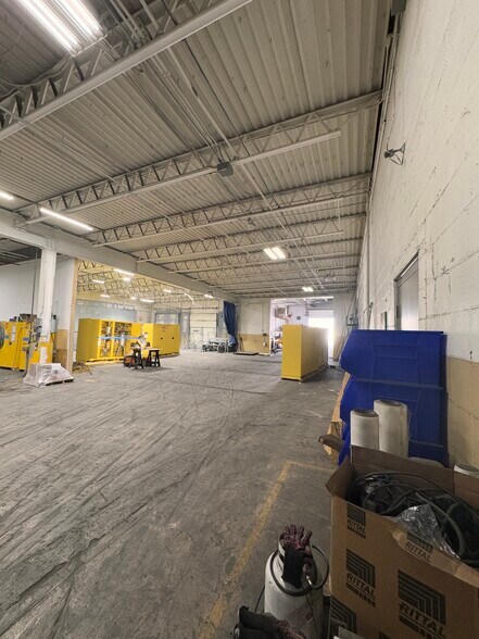 More Photos Of 2441 E Bristol Rd, Burton Manufacturing For Lease