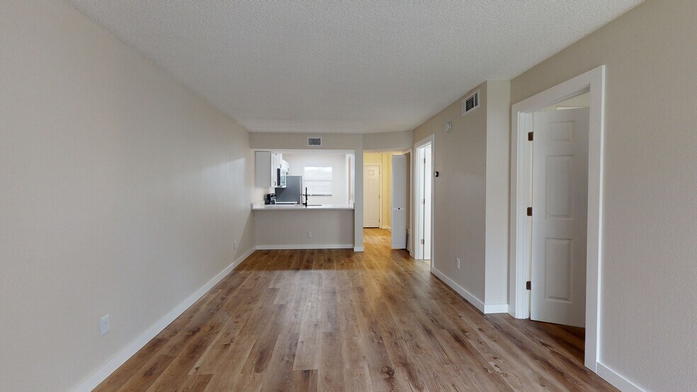 More Photos Of 7786 62nd St N, Pinellas Park Apartments For Sale