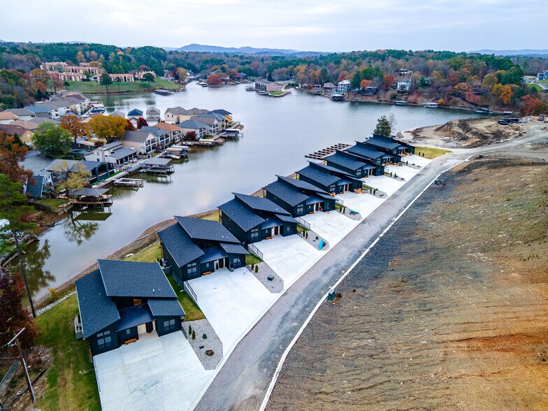 More Photos Of 215 Wayward Winds Rd, Hot Springs National Park Apartments For Sale