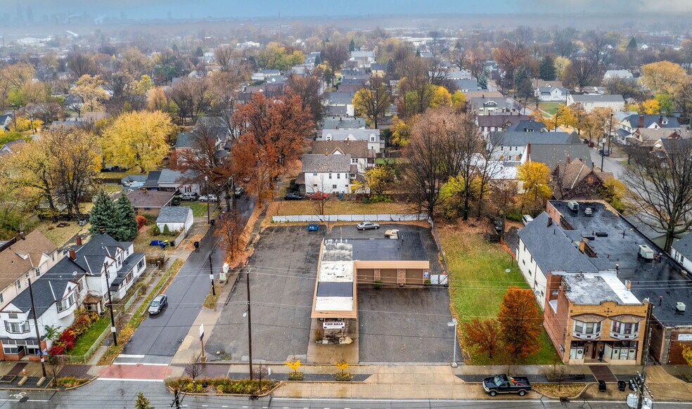 More Photos Of 5703 Fleet Ave, Cleveland Auto Repair For Sale