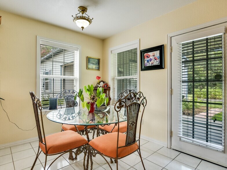 More Photos Of 4861 E Highway 199, Springtown Specialty For Sale