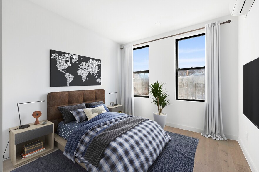 More Photos Of 3521 Crescent St, Astoria Apartments For Sale