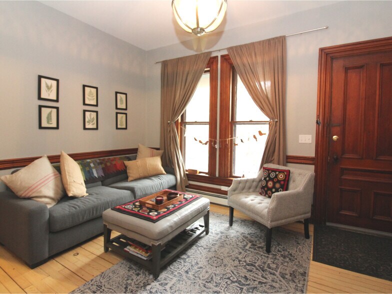 More Photos Of 5224 Shelburne Rd, Shelburne Apartments For Lease