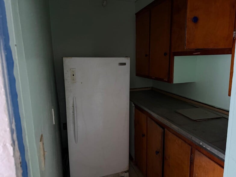 More Photos Of 184 S Pascack Rd, Nanuet Healthcare For Sale