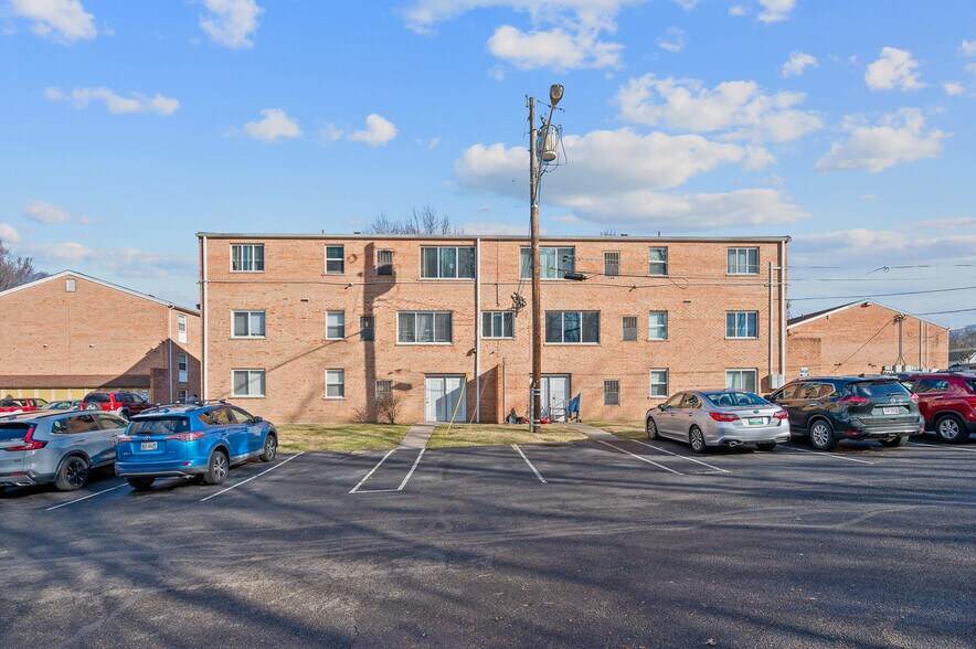 More Photos Of 7855-7859 Harrison Ave, Mount Healthy Apartments For Sale