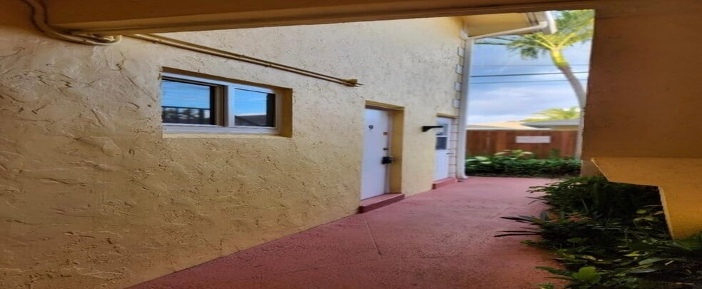 More Photos Of 1420 SE 4th Ave, Pompano Beach Apartments For Sale