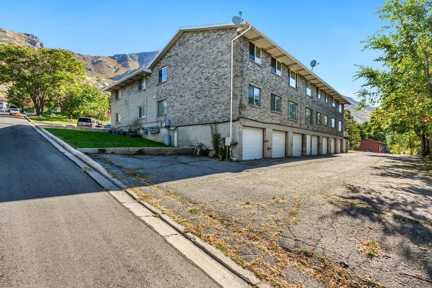 Primary Photo Of 2042 S Nevada Ave, Provo Apartments For Sale