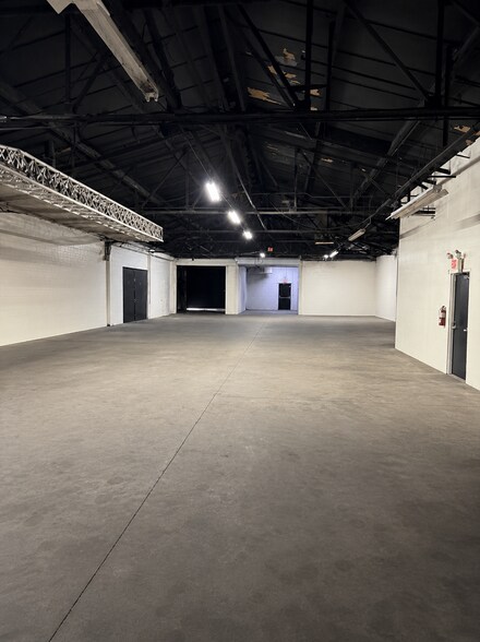 More Photos Of 2424 State Rd, Bensalem Warehouse For Lease