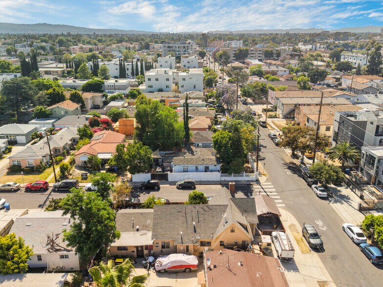 More Photos Of 11234 Hatteras St, North Hollywood Apartments For Sale