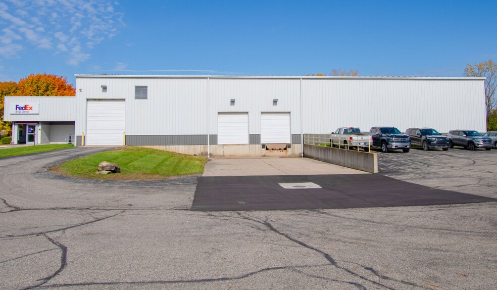 More Photos Of 1051 Hurst Rd, Jackson Warehouse For Sale