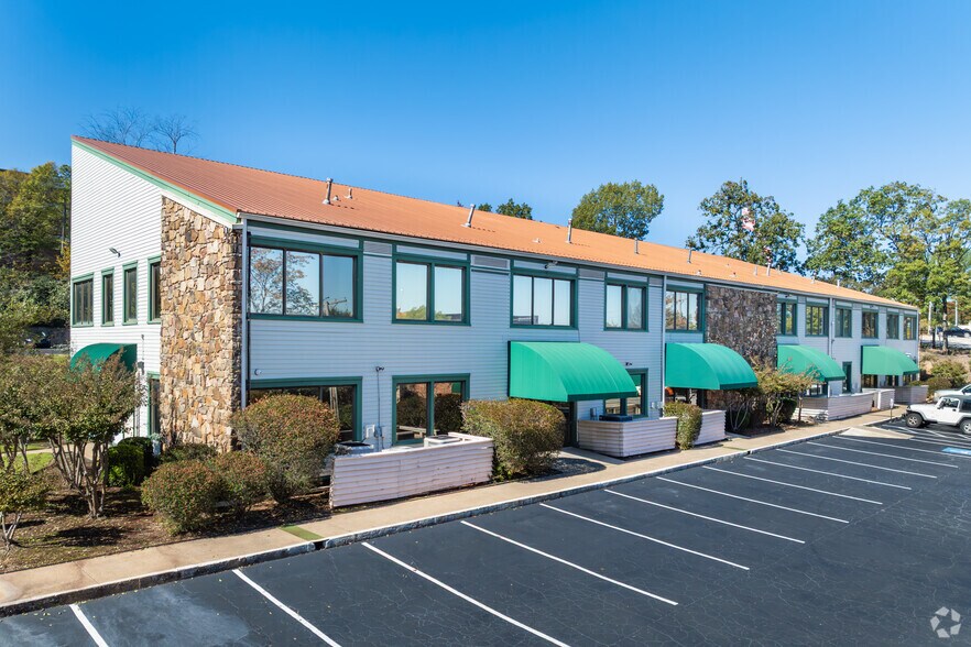 More Photos Of 11215 Hermitage Rd, Little Rock Medical For Sale