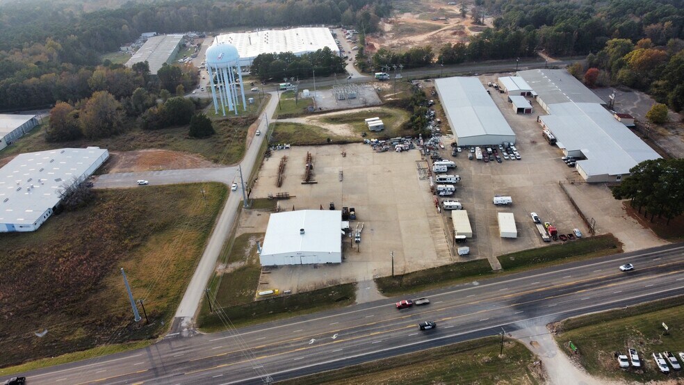 More Photos Of 3013 N Jackson St, Jacksonville Warehouse For Sale