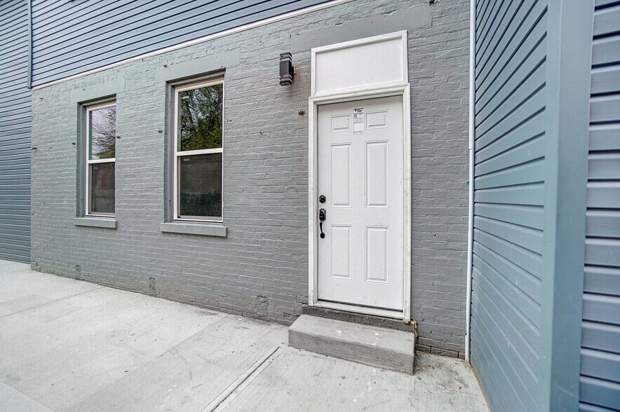 More Photos Of 2124 Saint Michael St, Cincinnati Apartments For Sale